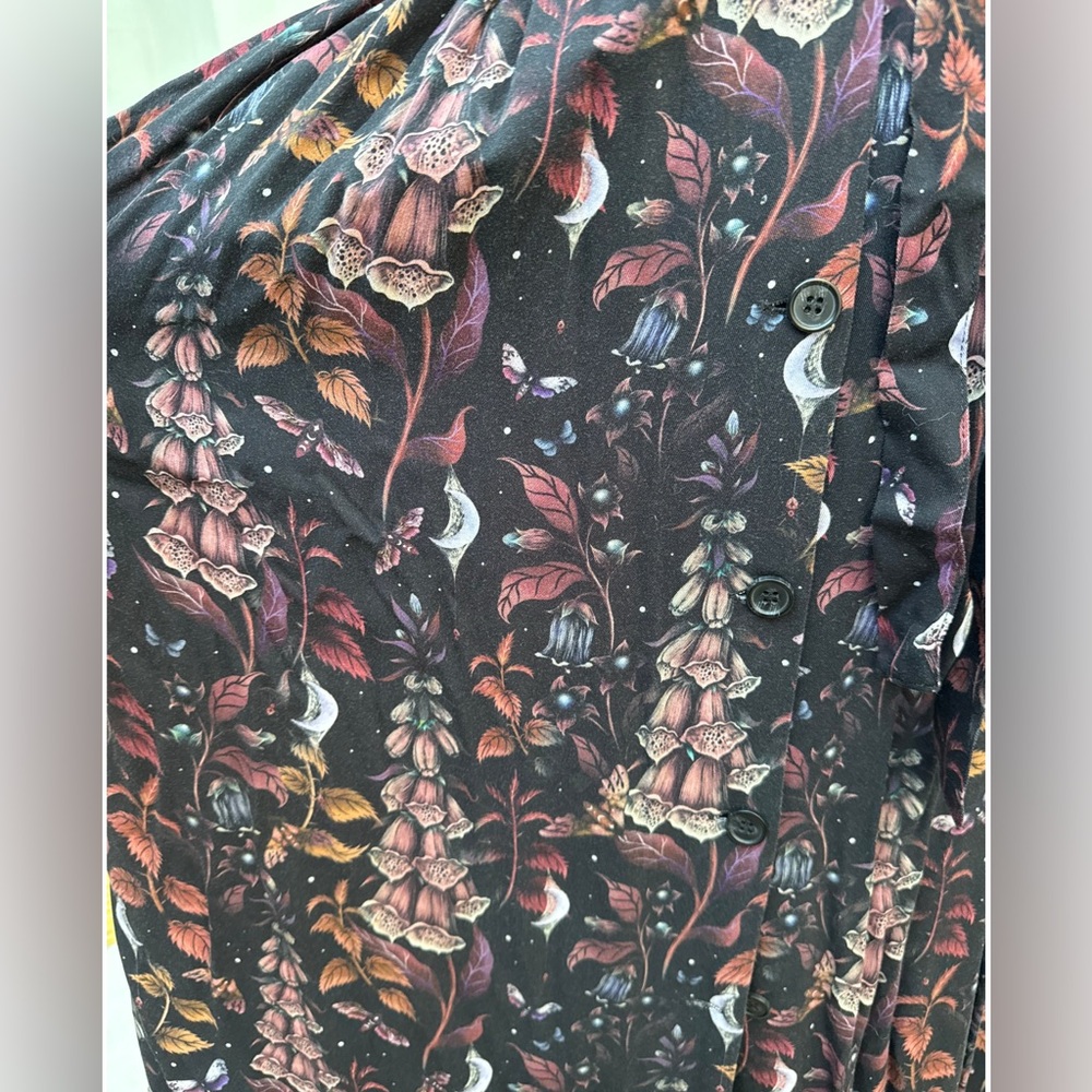 Floral Black Button Down Dress - Picture 5 of 10